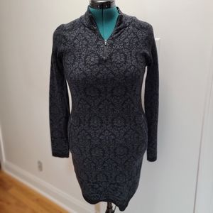 Dakini sweater dress small